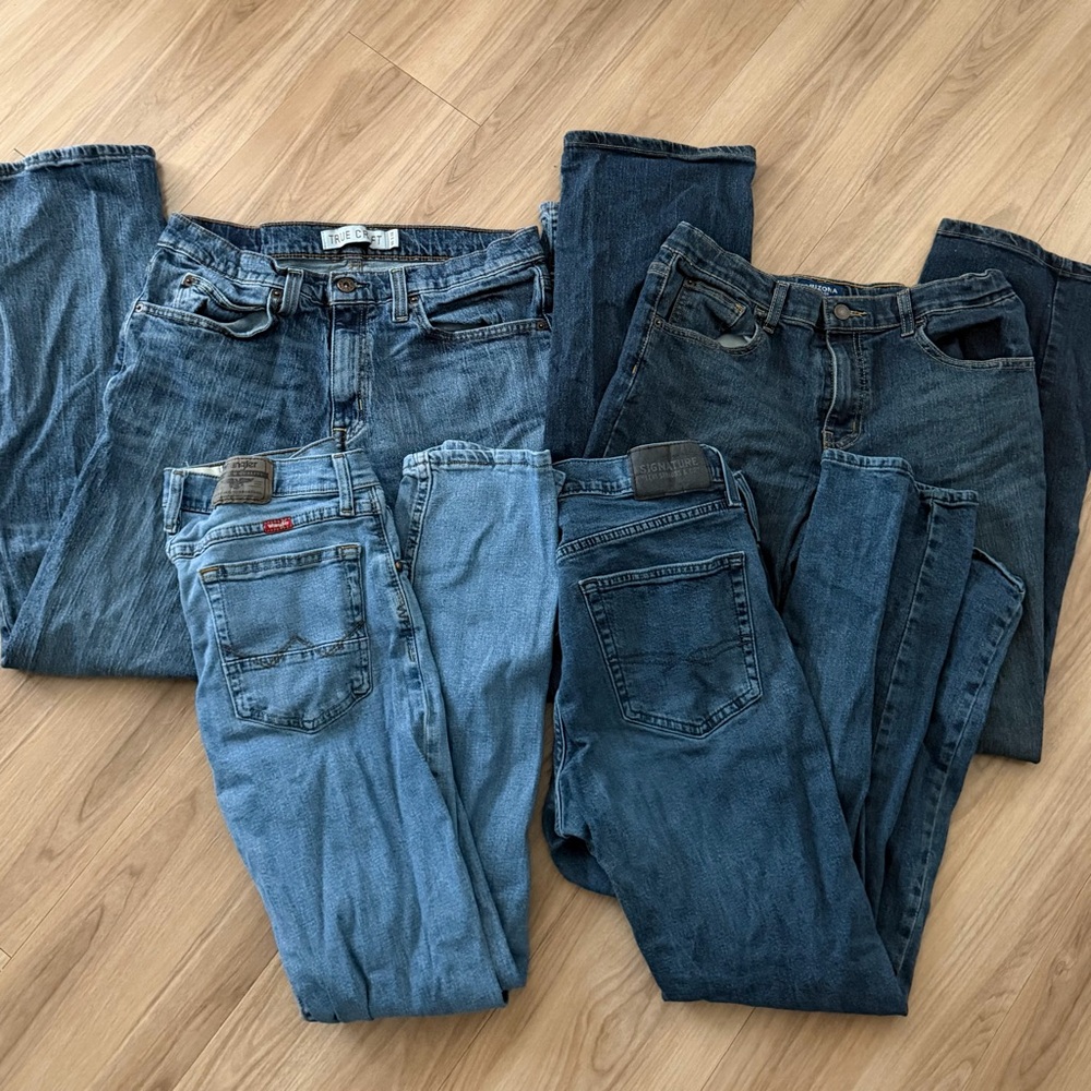 bundle of men’s straight denim jeans (4)